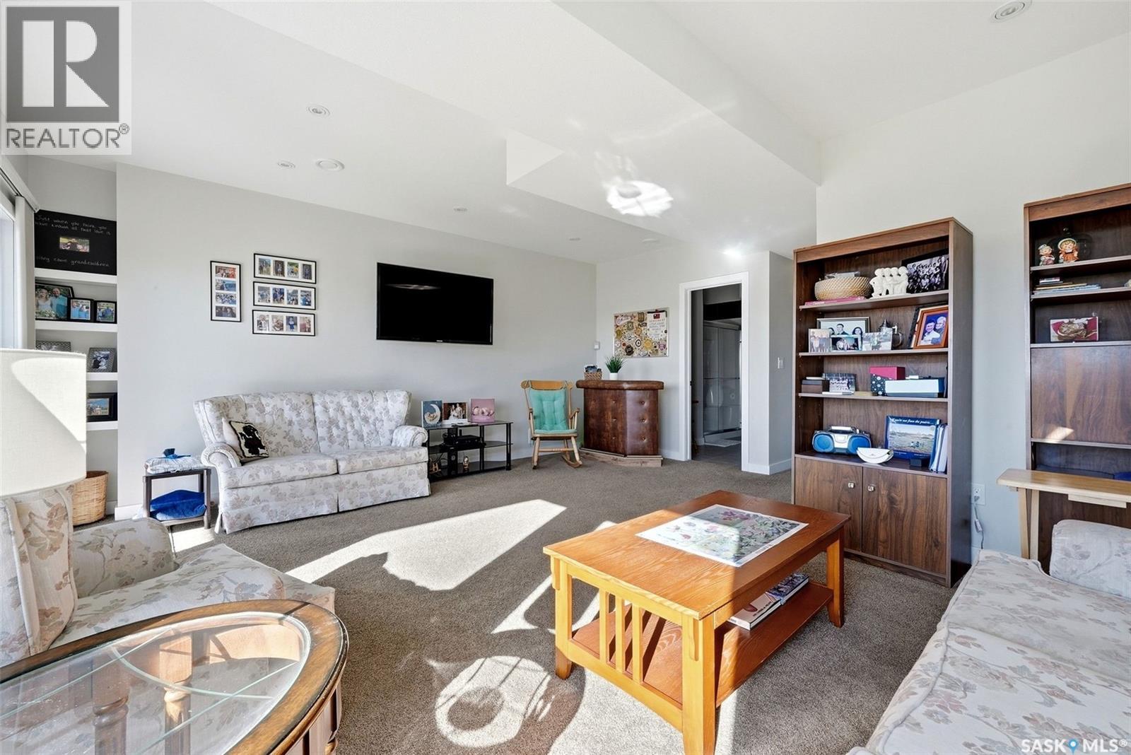 8837 Kestral DRIVE - 27