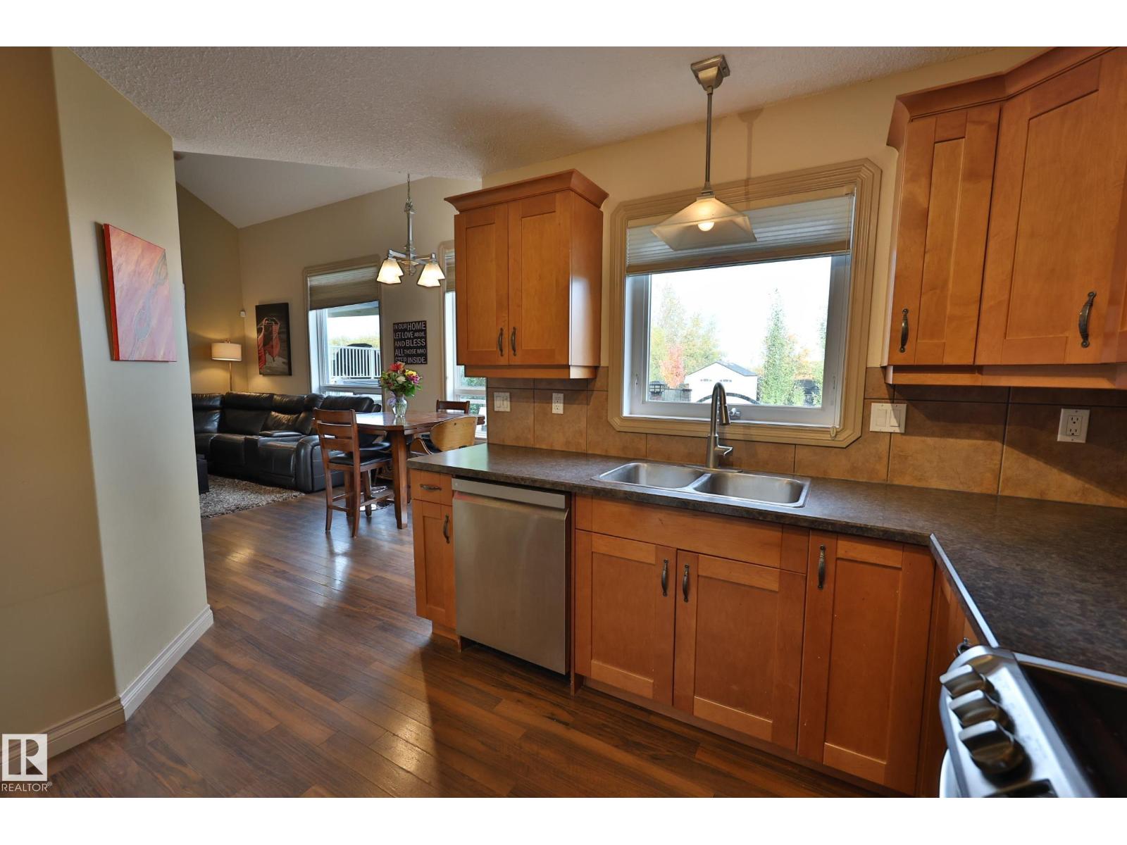 10603 95 ST - Image 18