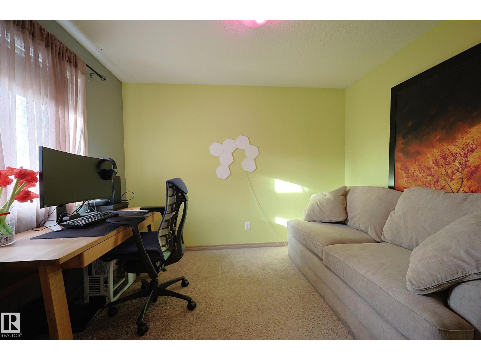 10603 95 ST - 25