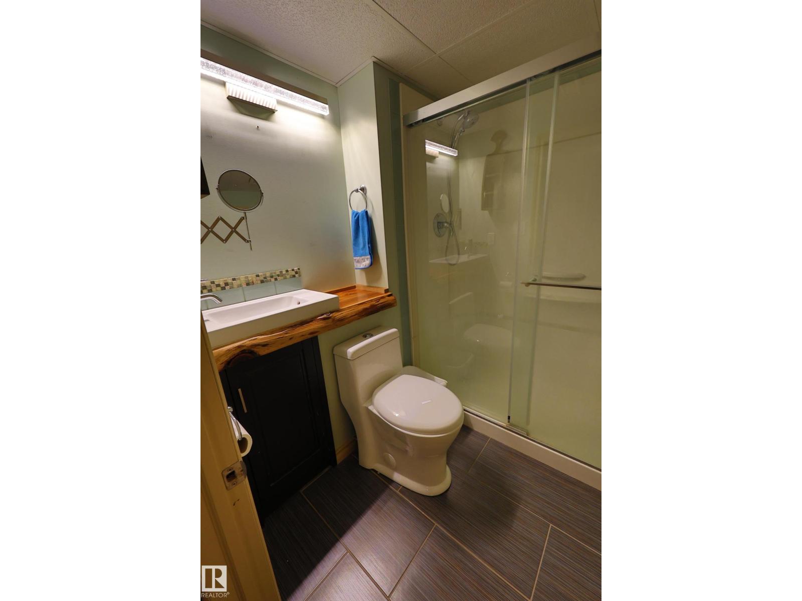10603 95 ST - 34