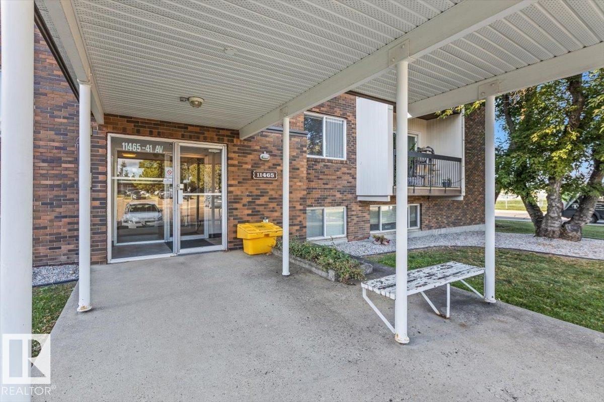 #301 11465 41 AV NW - 32