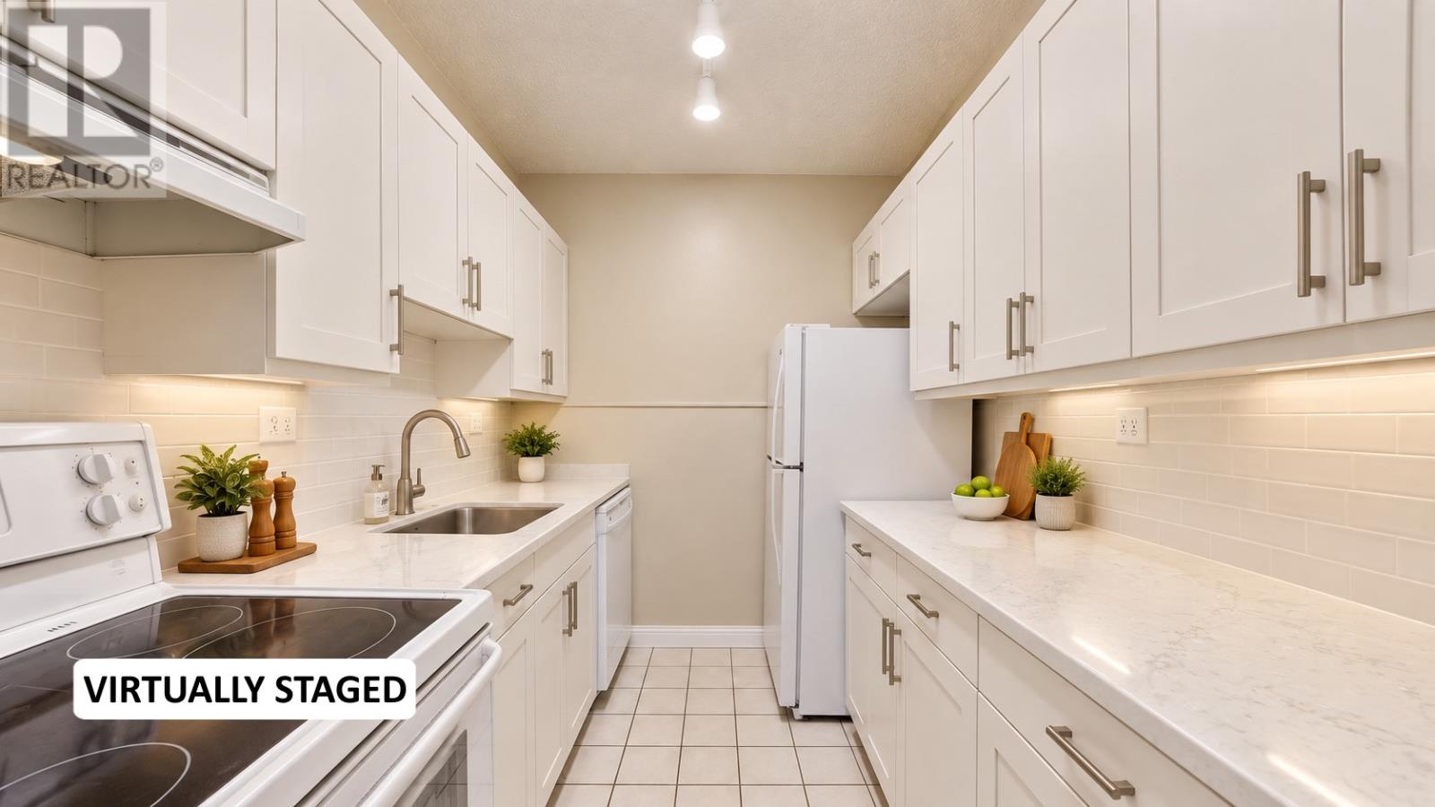 #65 157 Forest Road - 17