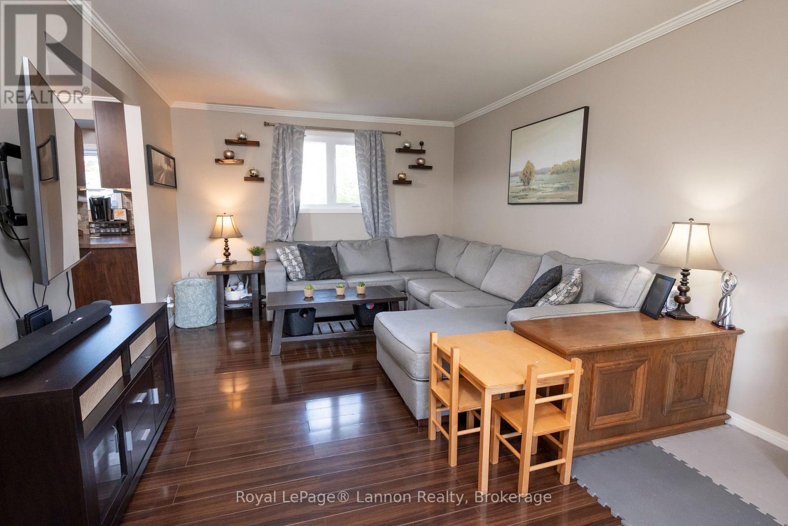 115 NEWBERRY CRESCENT - 13
