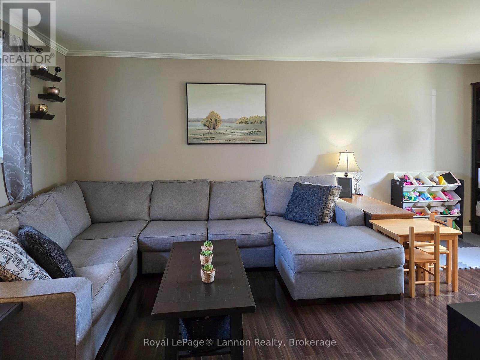 115 NEWBERRY CRESCENT - 16
