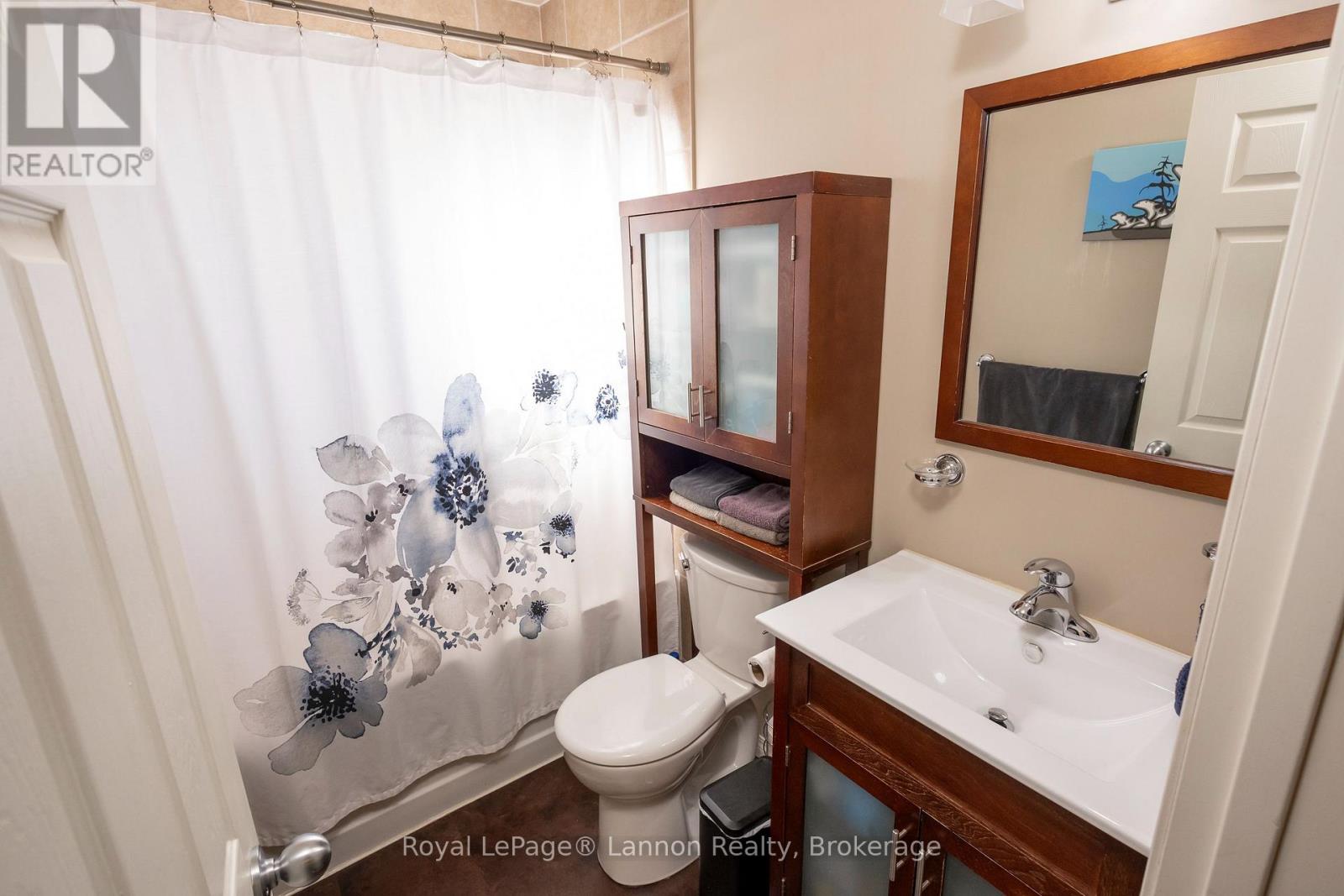 115 NEWBERRY CRESCENT - 26