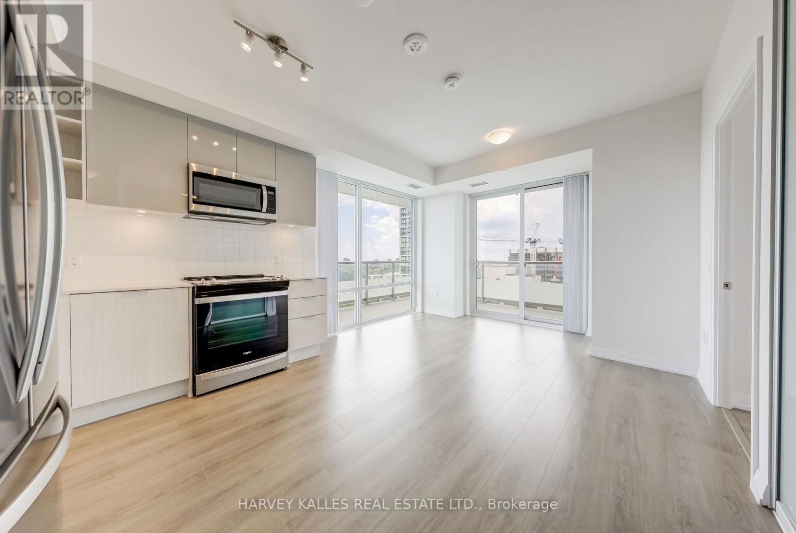 #2209 25 HOLLY STREET - 3