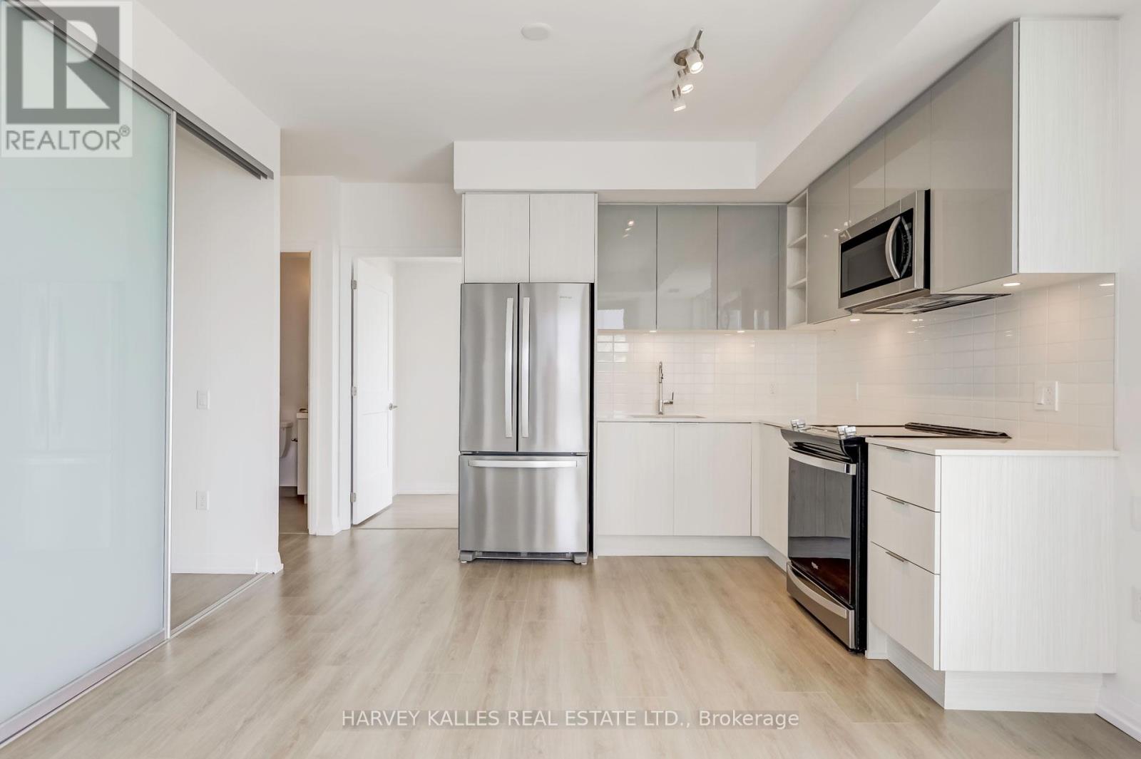 #2209 25 HOLLY STREET - 6