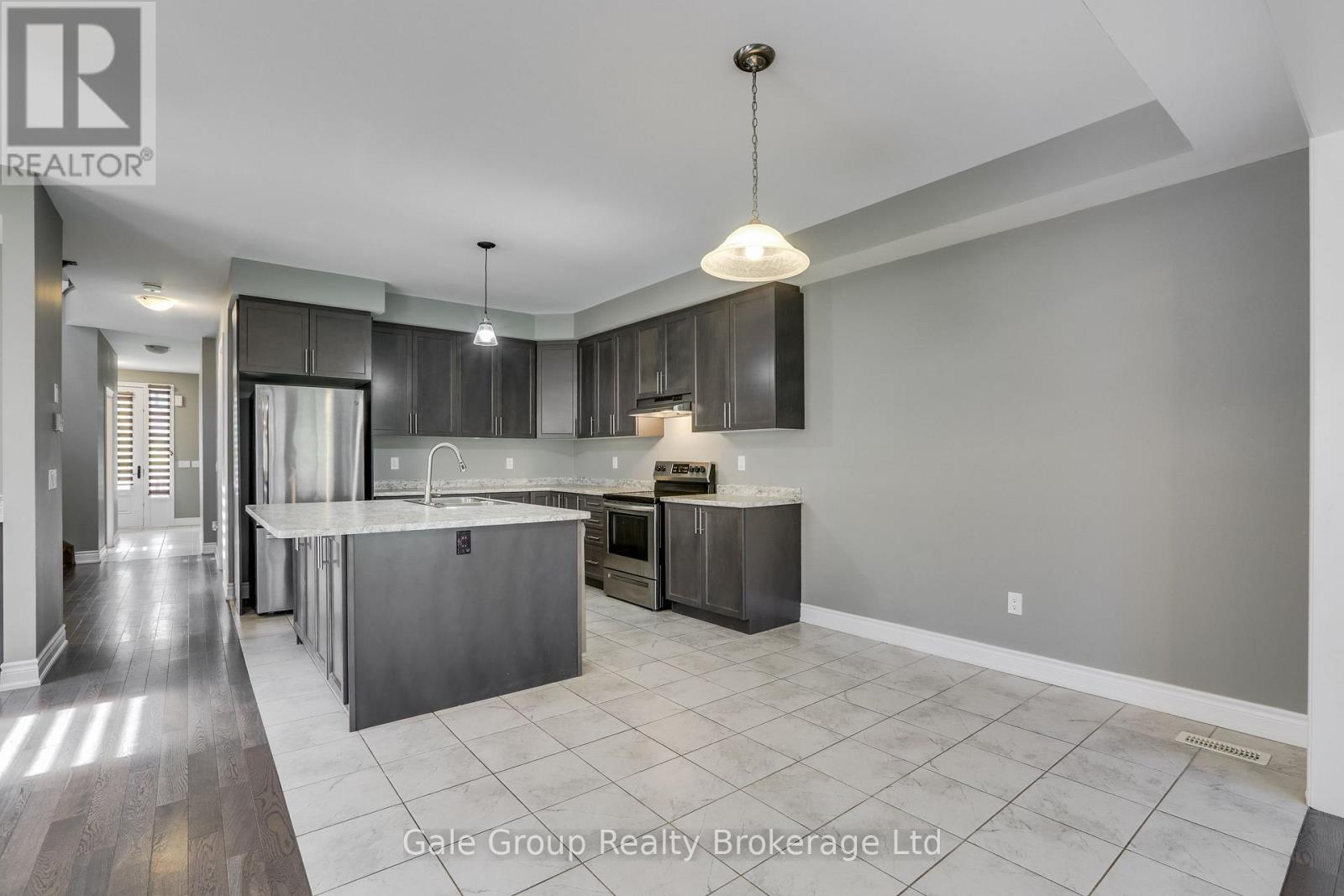 118 HUNTINGFORD TRAIL W - 15