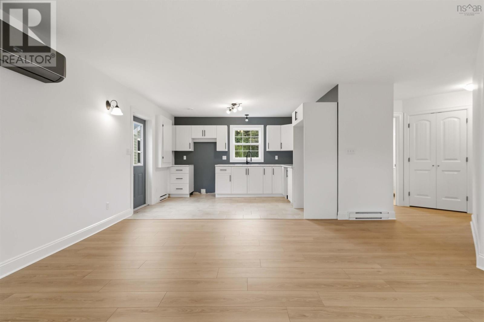 2247 Camperdown Road - 16