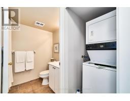 Bathroom - 1411 - 1000 The Esplanade Road N, Pickering, ON L1V6V4 Photo 6