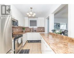 Family room - 557 Cobblehill Drive, Oshawa, ON L1K1Y6 Photo 7
