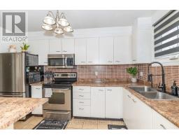 557 Cobblehill Drive, Oshawa, ON L1K1Y6 Photo 9