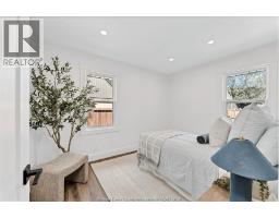 994 Isabelle, Windsor, ON N8S3B2 Photo 14