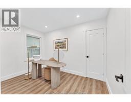 994 Isabelle, Windsor, ON N8S3B2 Photo 16