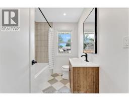994 Isabelle, Windsor, ON N8S3B2 Photo 17