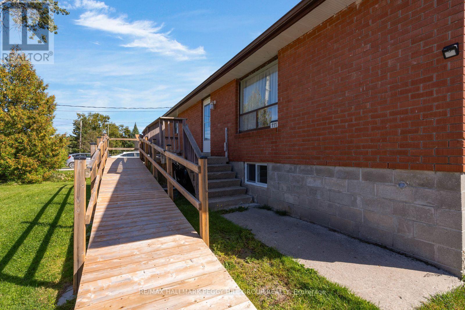 111 OSBORNE STREET - 4