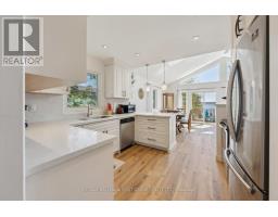 2807 Lakeside Drive, Severn, ON L0K1G0 Photo 11