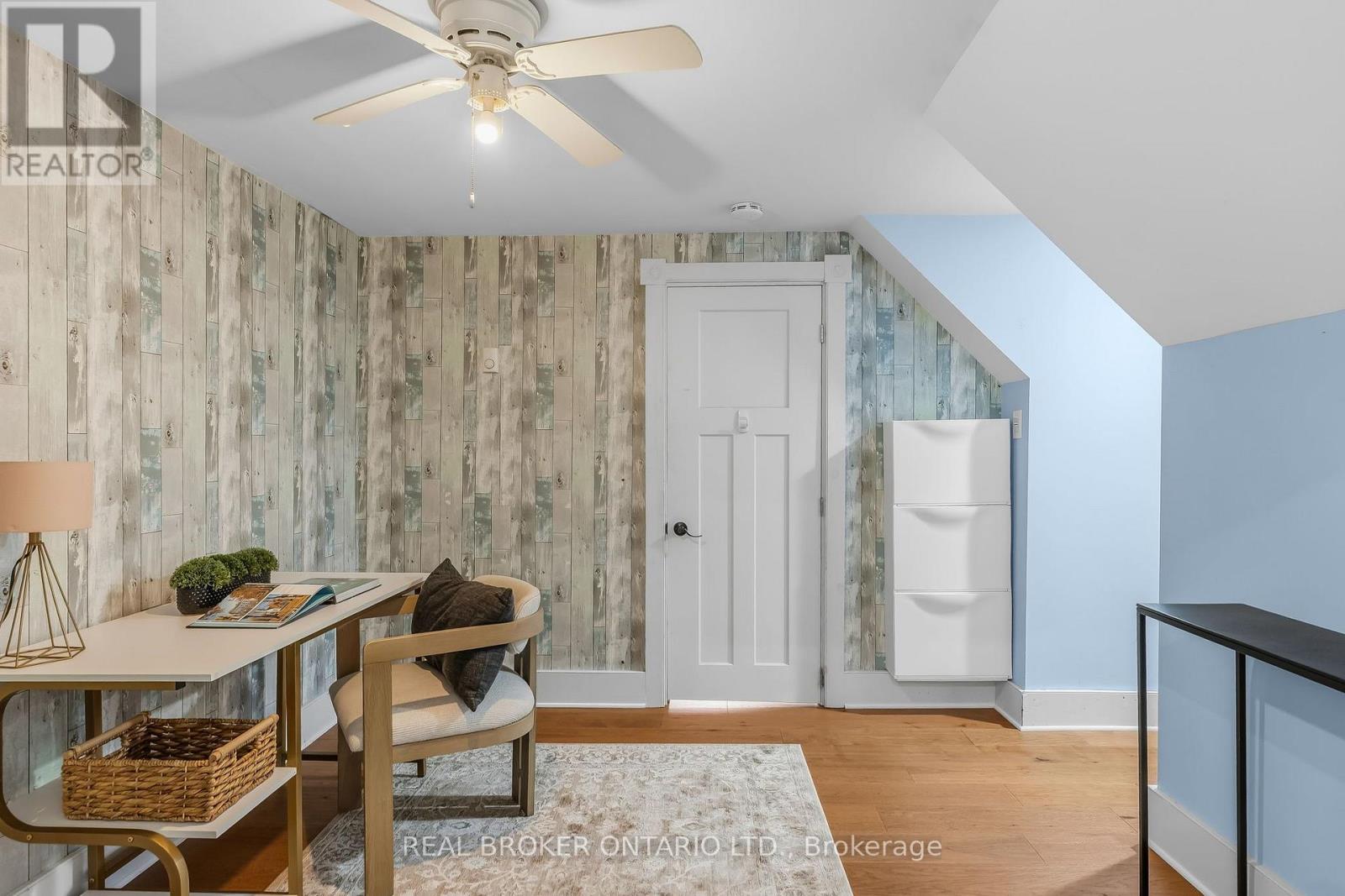 806 RICHARDSON ROAD - 22