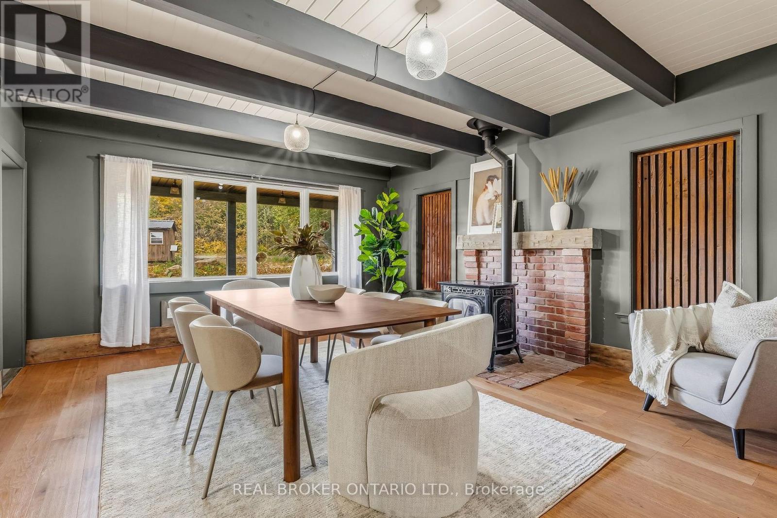 806 RICHARDSON ROAD - 12