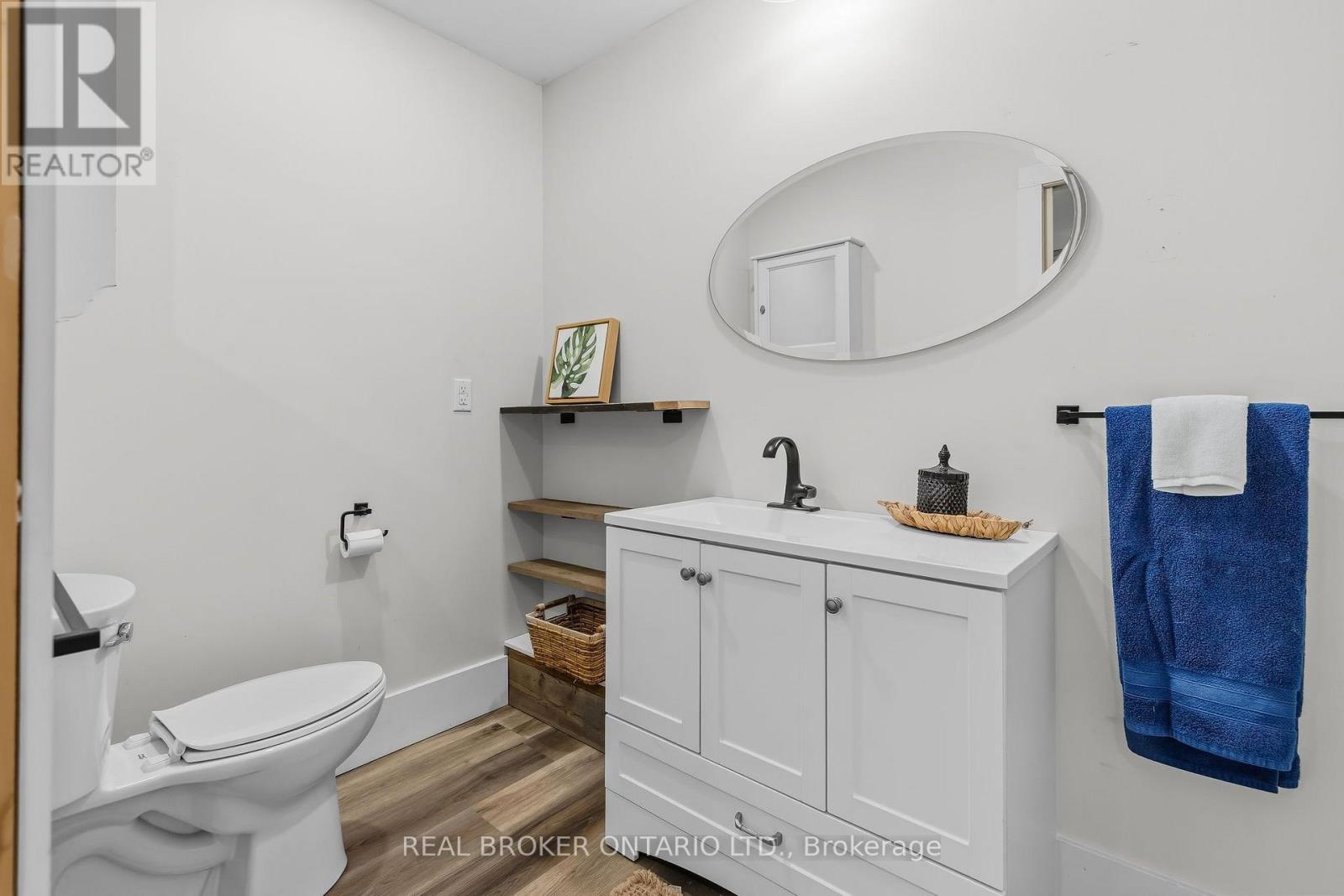 806 RICHARDSON ROAD - Image 32