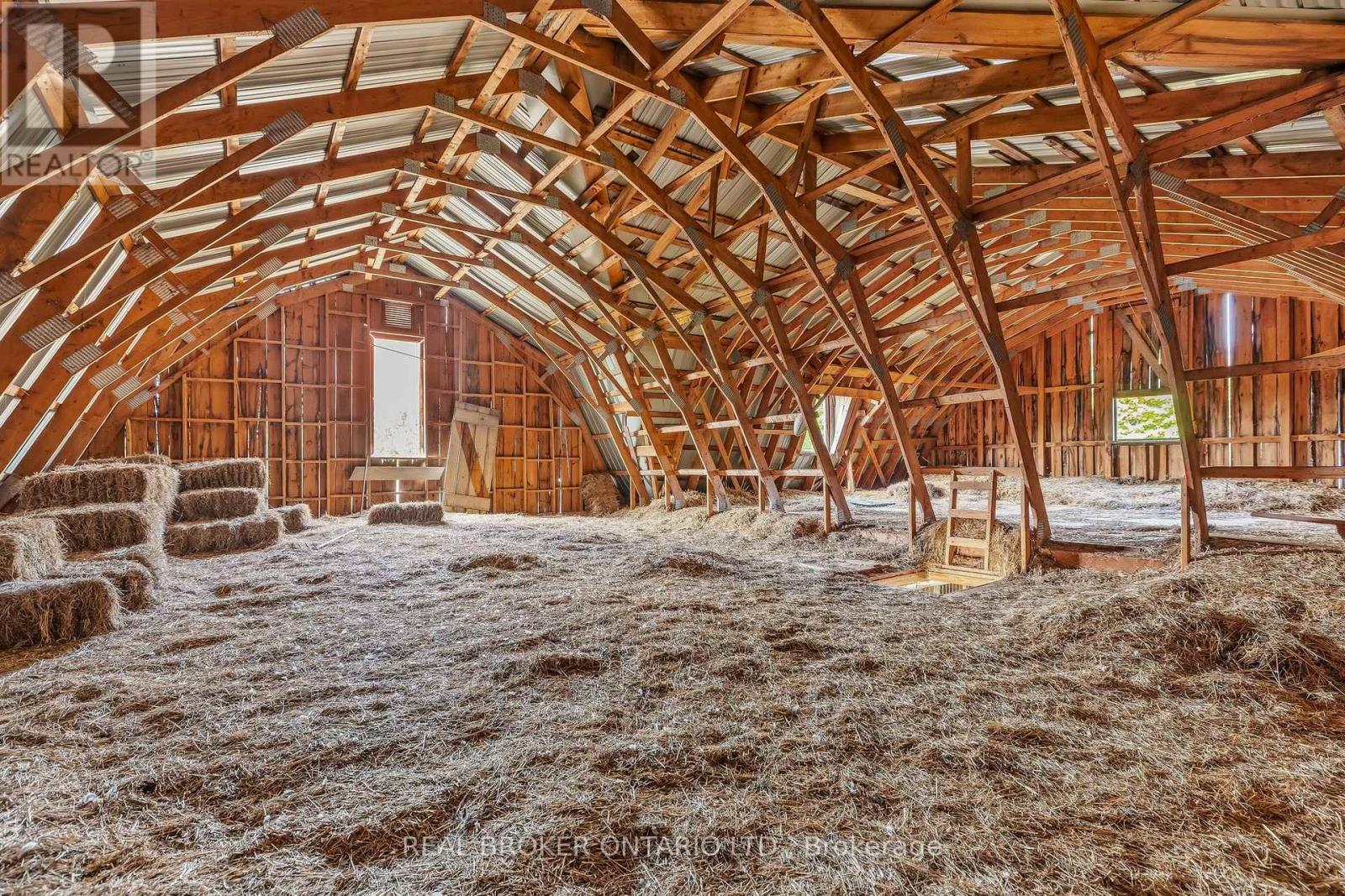 806 RICHARDSON ROAD - Image 46