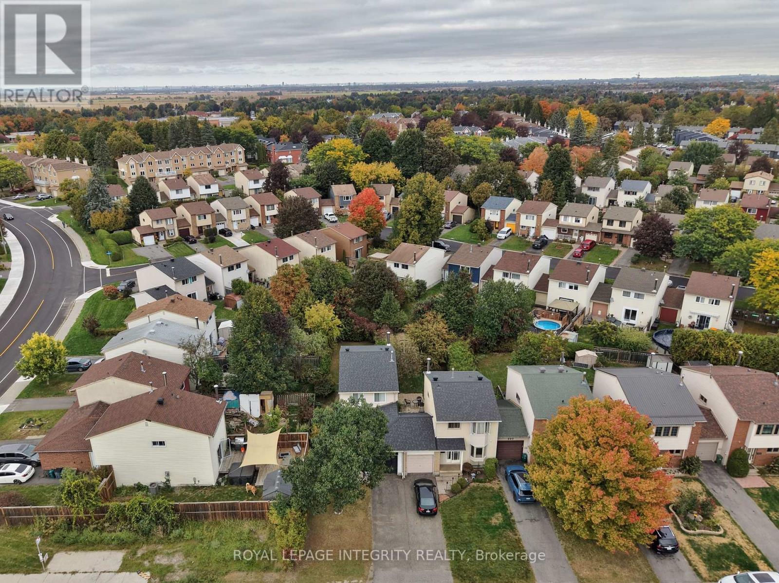 209 SHERWAY DRIVE - Image 43