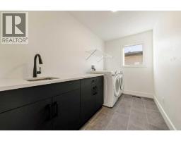 6 Miners Road W, Lethbridge, AB T1J5T9 Photo 31