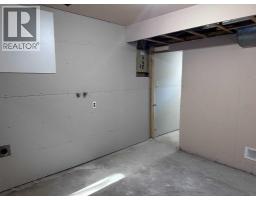 421 Aberdeen Street Se, Medicine Hat, AB T1A0R4 Photo 44