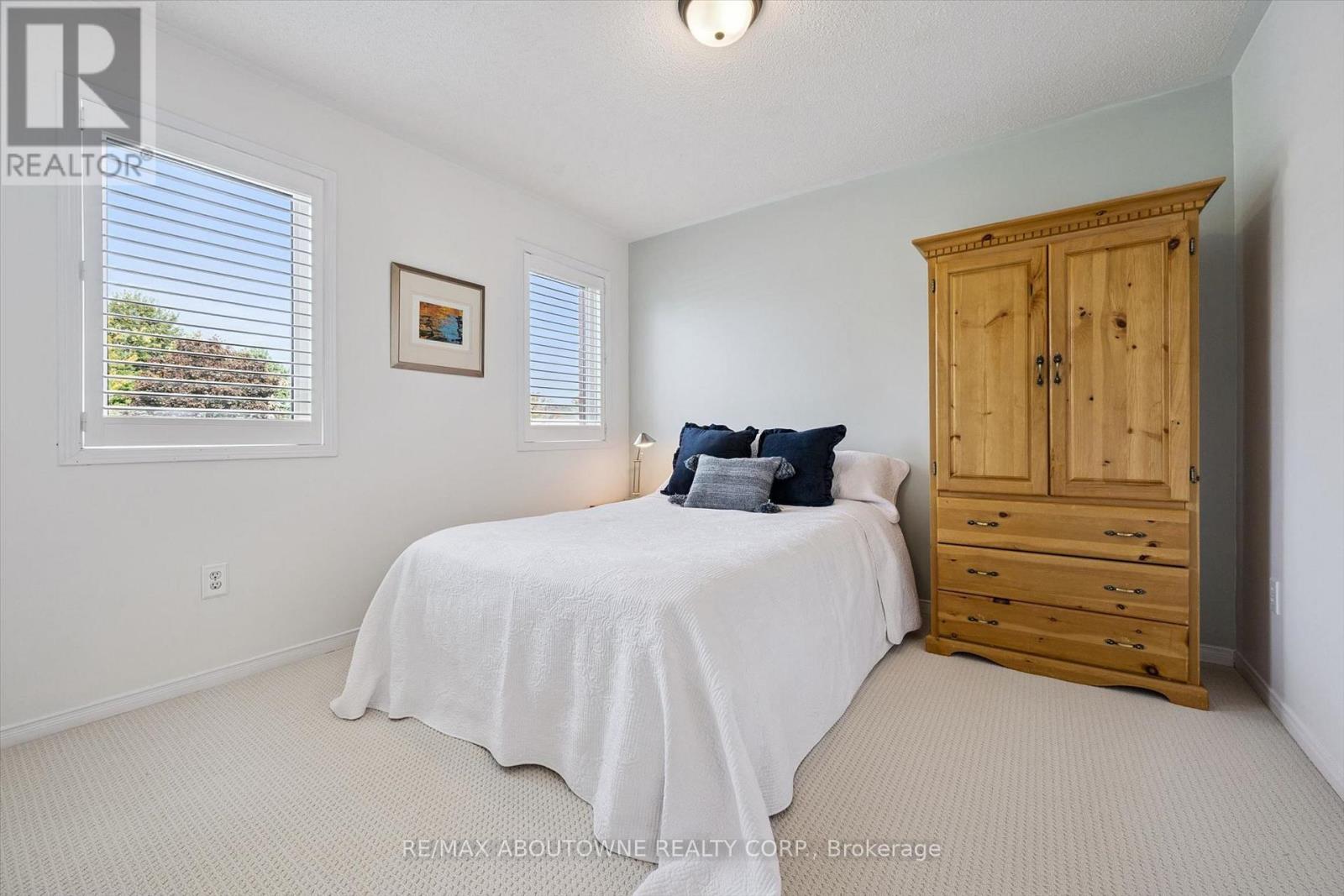 2397 ENNERDALE ROAD - 25