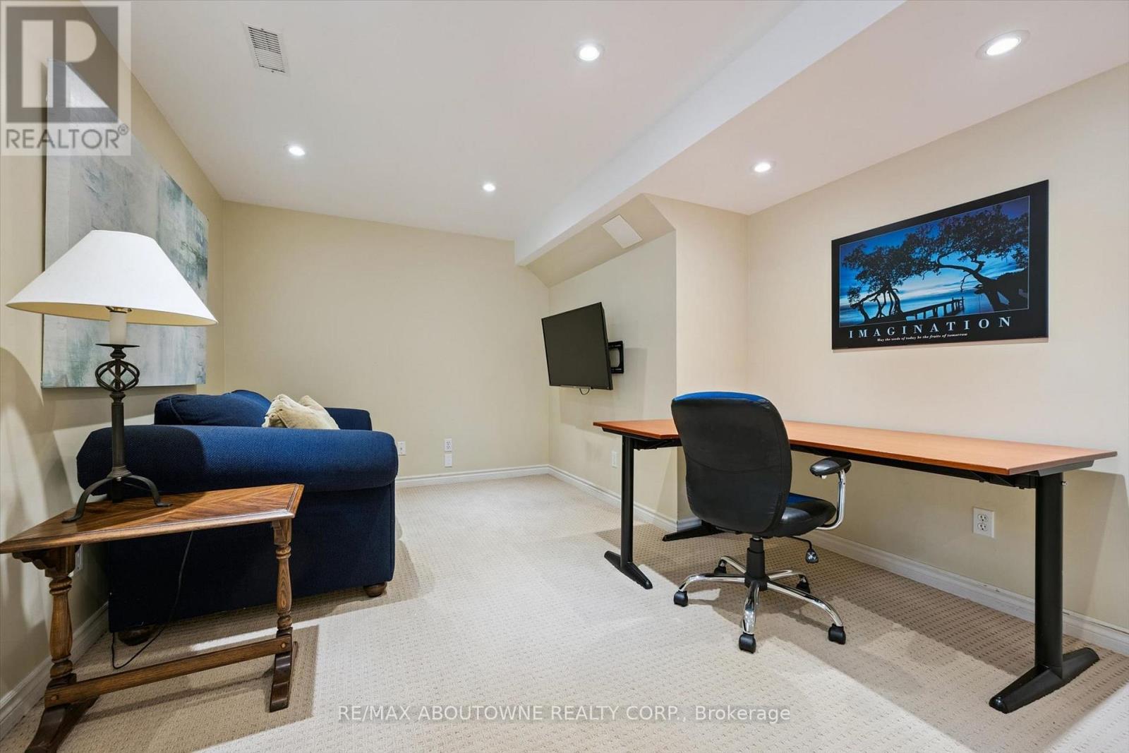 2397 ENNERDALE ROAD - 31