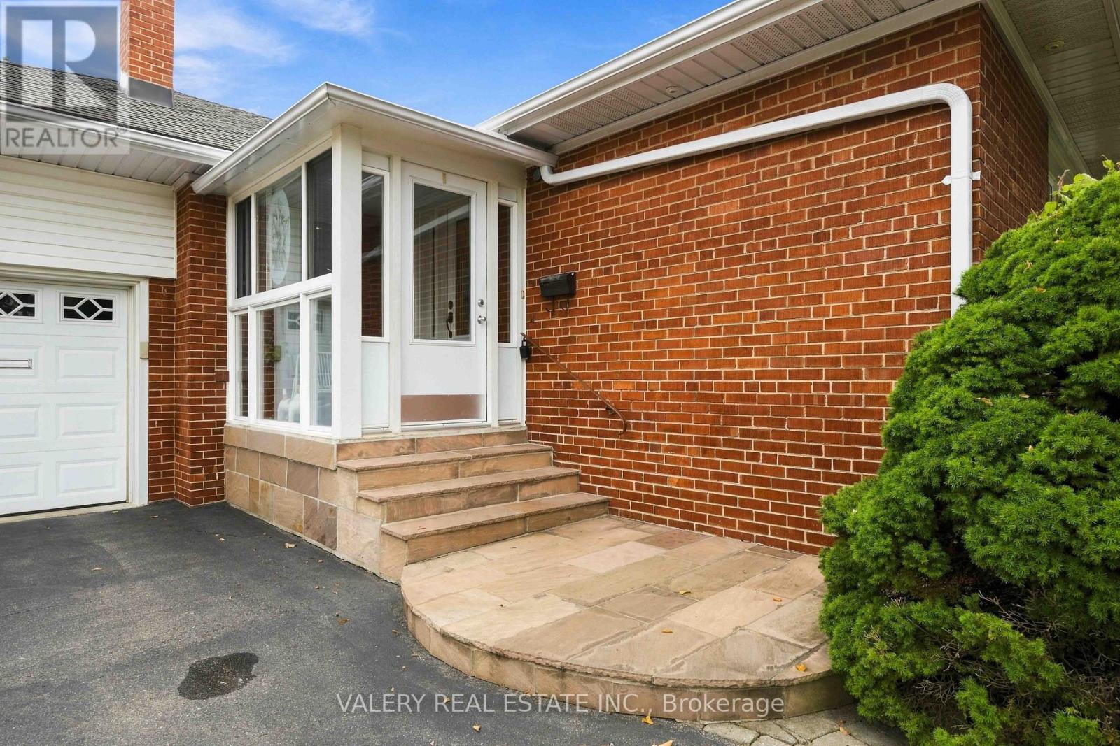 Photo of 305 RENFORTH ROAD