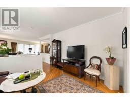 305 Renforth Road, Toronto, ON M9C2L4 Photo 10