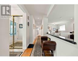 305 Renforth Road, Toronto, ON M9C2L4 Photo 6