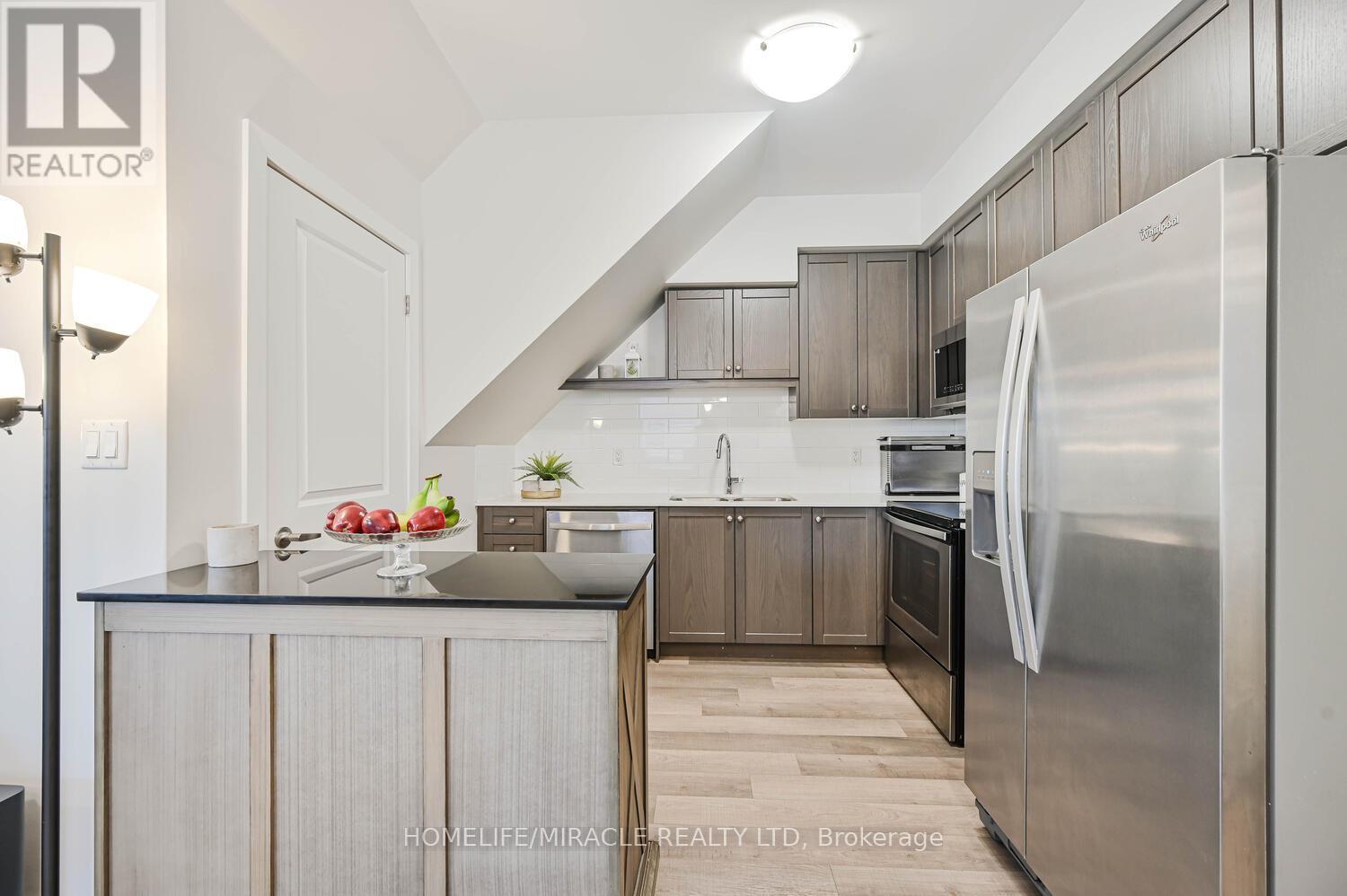 #114 256 ROYAL YORK ROAD - 14