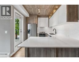 209, 2702 17 Avenue SW - photo 3