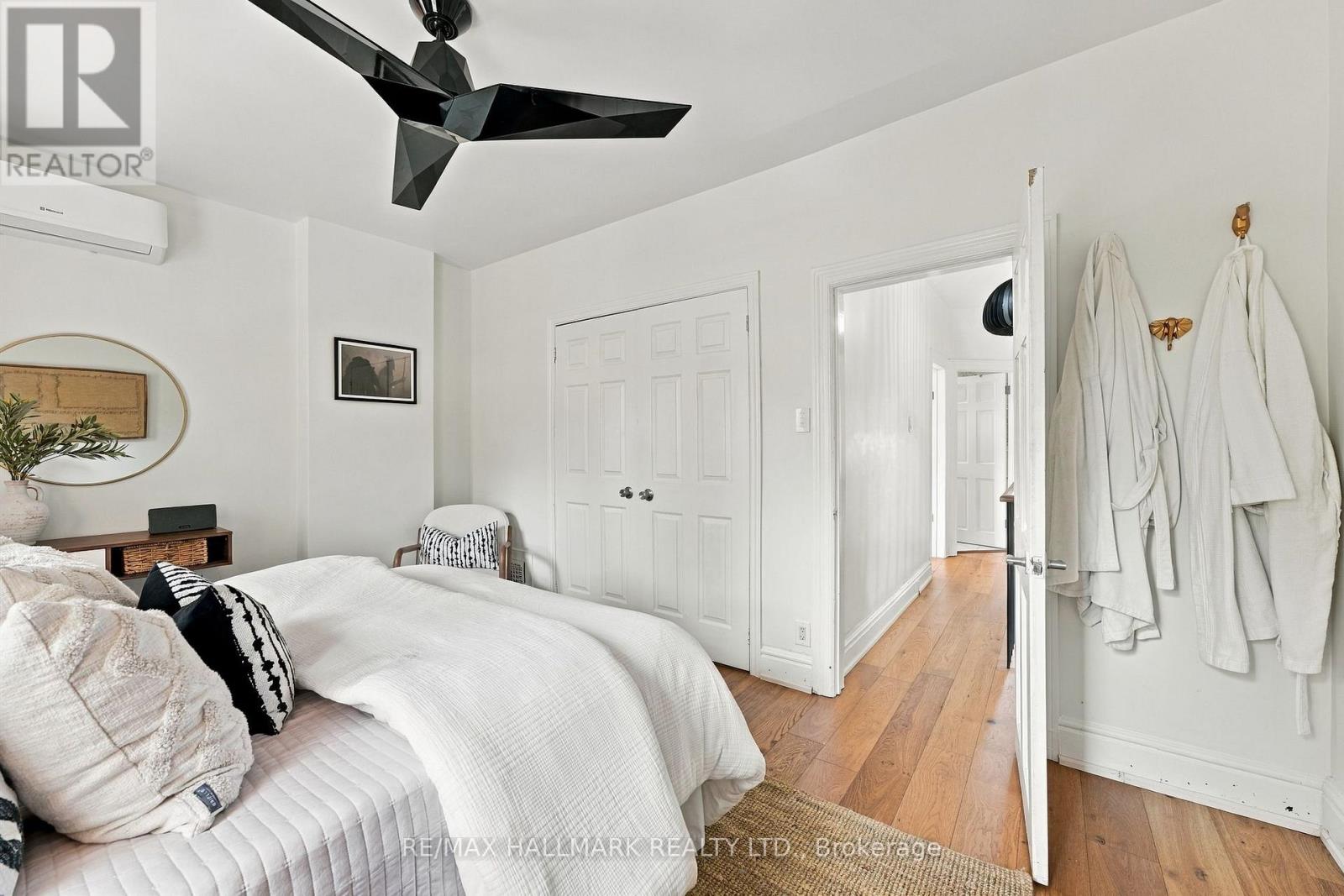 31 WRIGHT AVENUE - 20