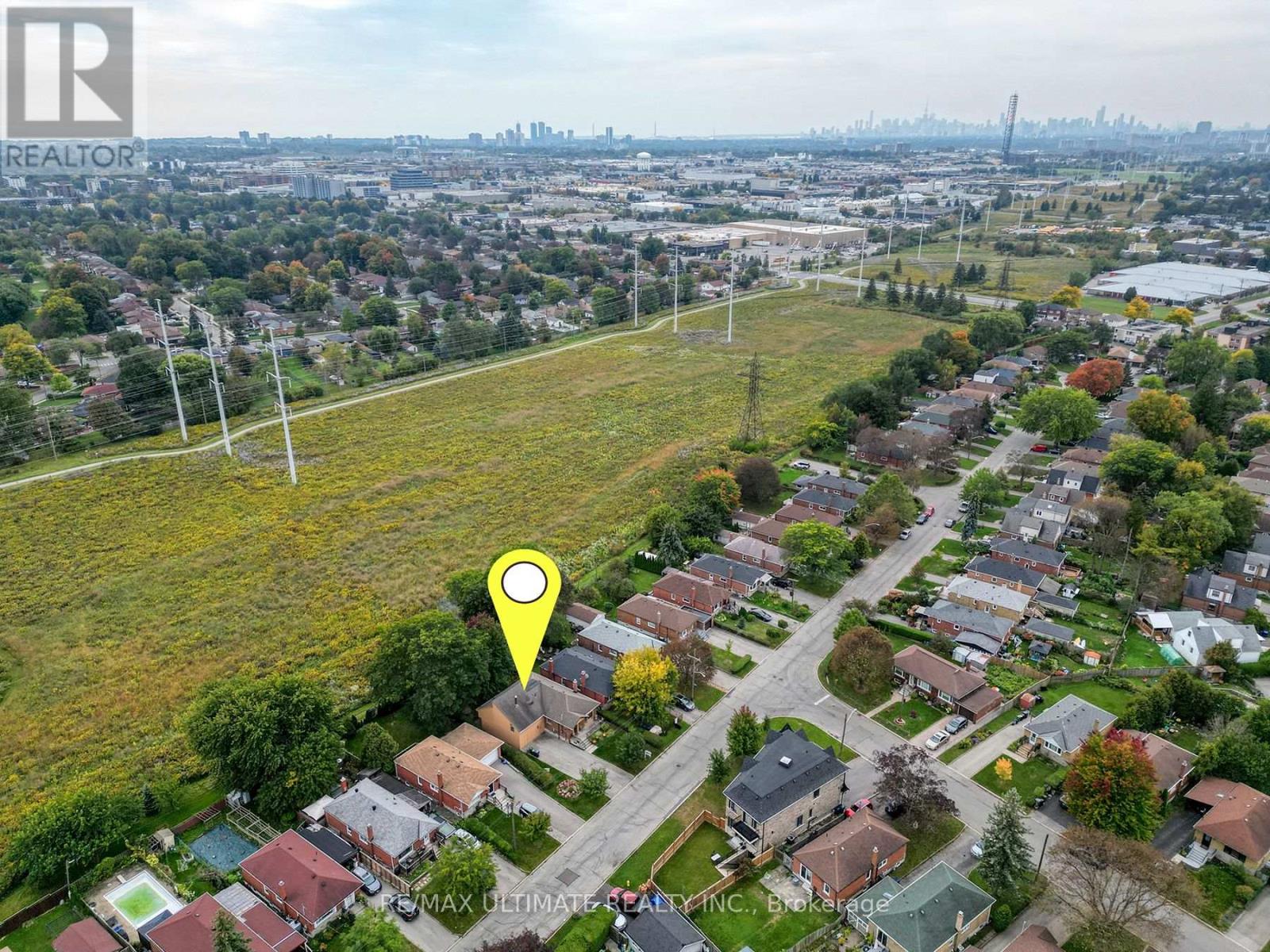 81 Flora Drive, Toronto, ON photo 49