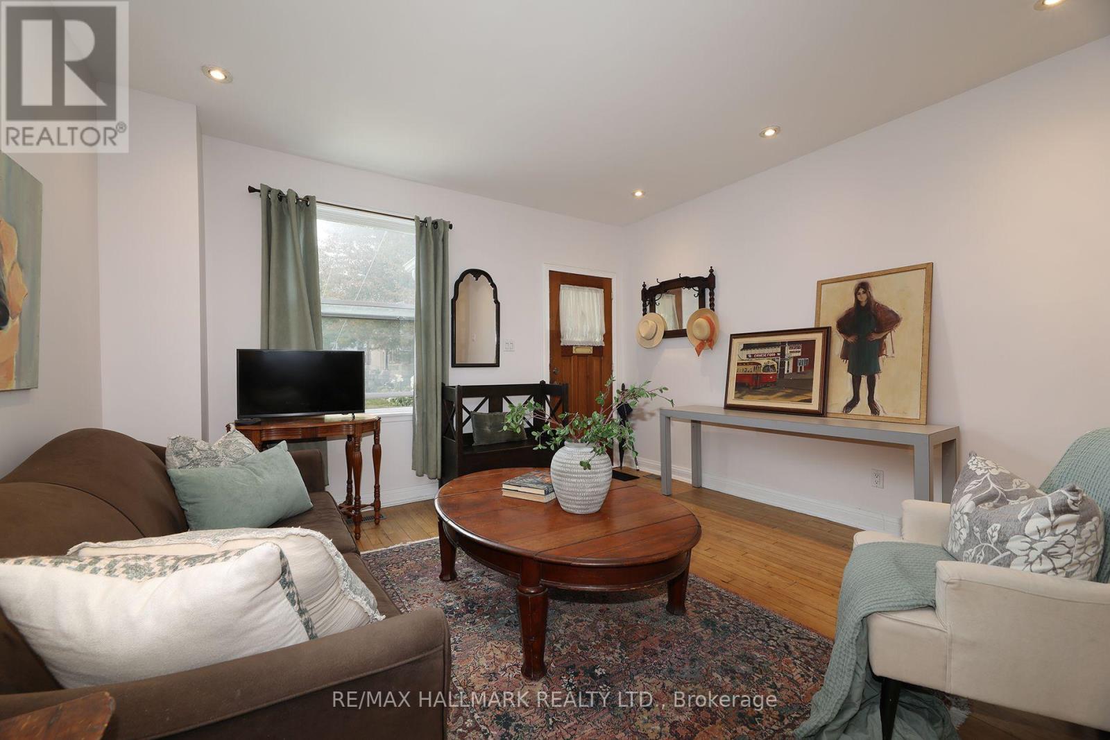 Photo of 1 Lockwood Road