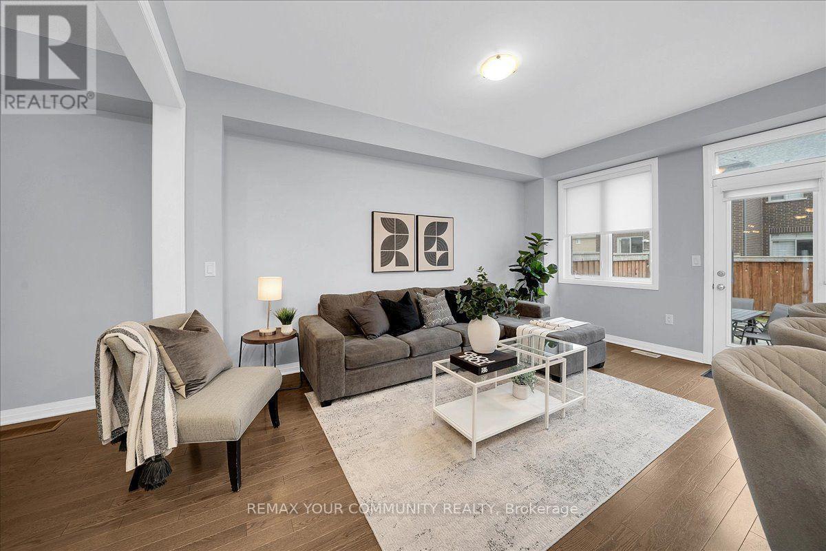 211 Landolfi Way, Bradford West Gwillimbury photo 17