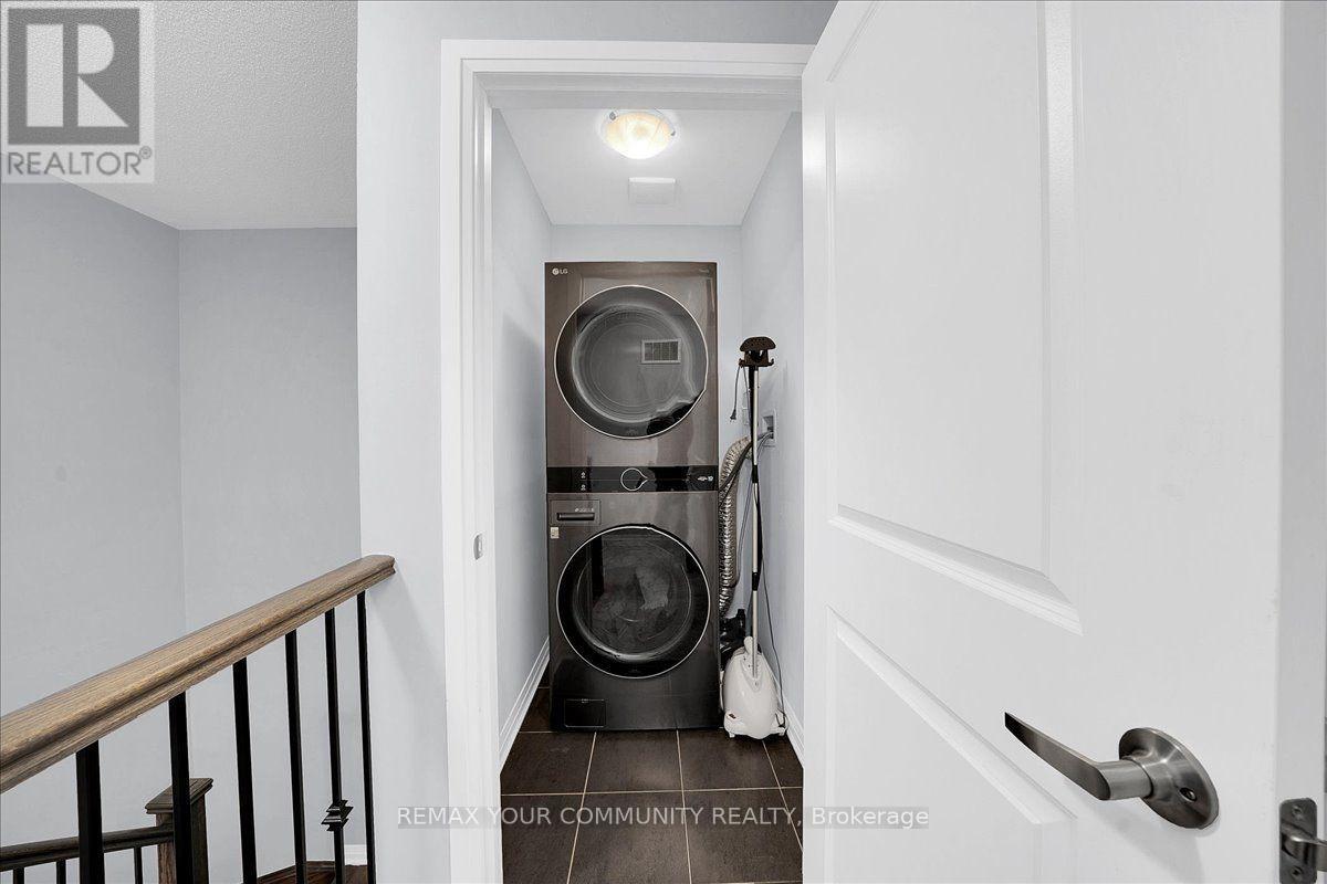 211 Landolfi Way, Bradford West Gwillimbury photo 25