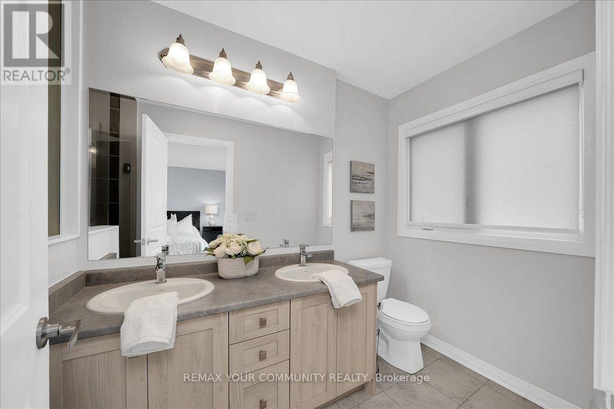 211 Landolfi Way, Bradford West Gwillimbury photo 29