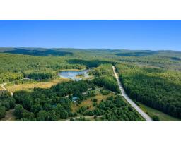 Ch. Mcneill Lake, Clarendon, QC J0X2Y0 Photo 9