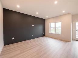 15 Hester Park Cove, Grande Pointe, MB R5A0E4 Photo 16