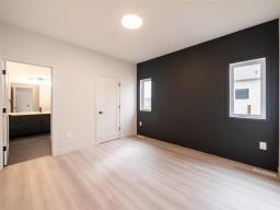 15 Hester Park Cove, Grande Pointe, MB R5A0E4 Photo 23