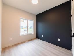 15 Hester Park Cove, Grande Pointe, MB R5A0E4 Photo 36