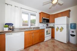 552 Ravelston Avenue W, Winnipeg, MB R2C1W7 Photo 12