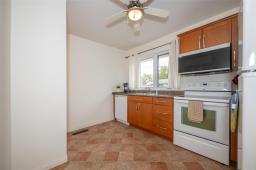 552 Ravelston Avenue W, Winnipeg, MB R2C1W7 Photo 13