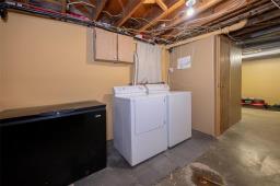 552 Ravelston Avenue W, Winnipeg, MB R2C1W7 Photo 22