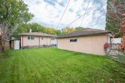 552 Ravelston Avenue W, Winnipeg, MB R2C1W7 Photo 27
