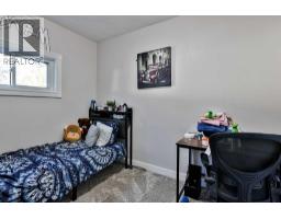 241 19 Street  N, Lethbridge, AB T1H3J9 Photo 22